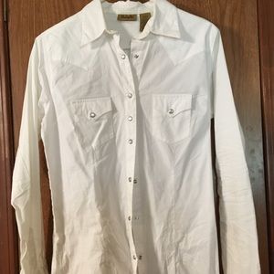 White wrangler shirt